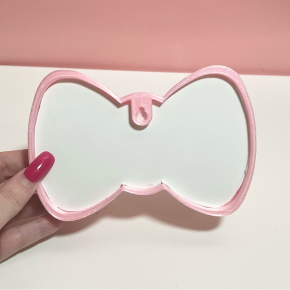 Y2K 2000s mcbling Sanrio hello kitty bow pin board - Picture 3 of 4